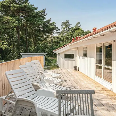Holiday home Stunning In Nexo With Kitchen *