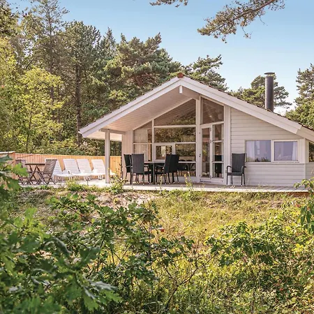 Stunning Home In Nexo With Kitchen *
